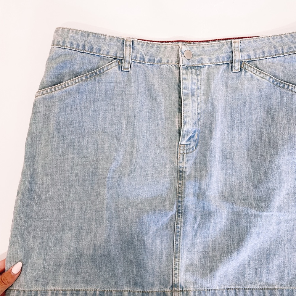 Tommy Hilfiger Vintage Denim Skirt!! - Picture 2 of 5